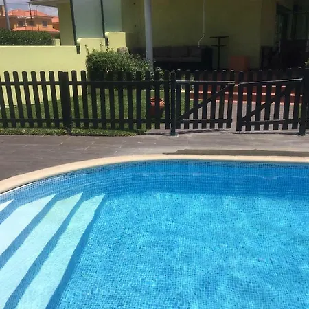 Fantastic With Pool 度假居 *